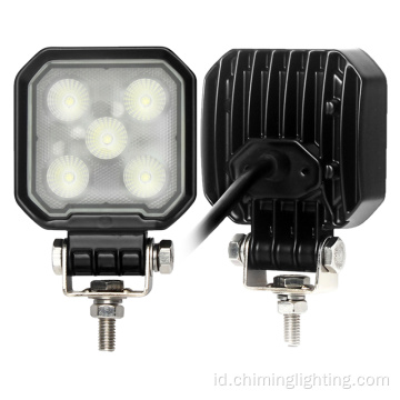 4x4 Off Road Motorcycle Tractors LED Light Light 3 Inch Mini 15W Square LED Work Pod Light for Truck